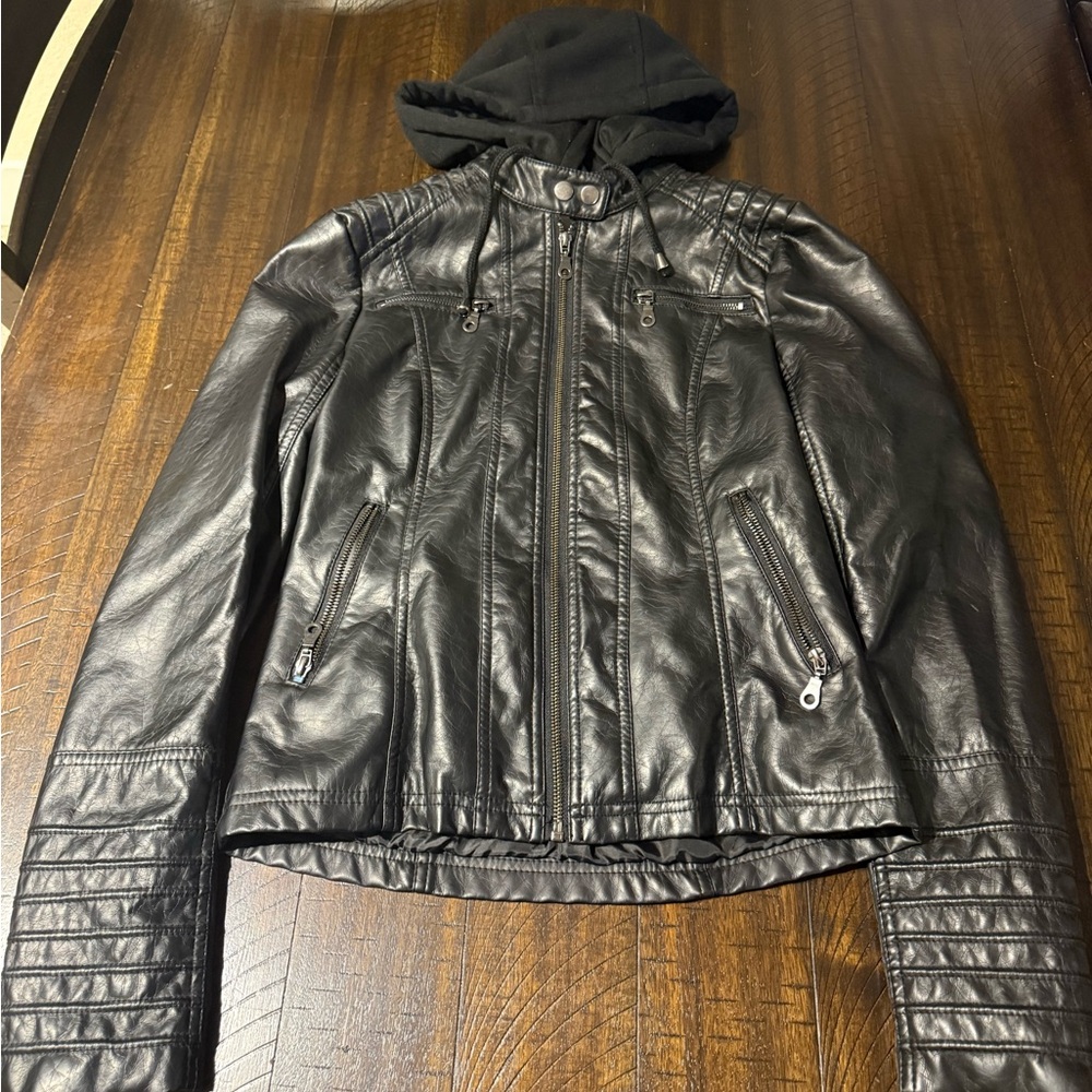 Maralyn & Me Black Quilted Jacket